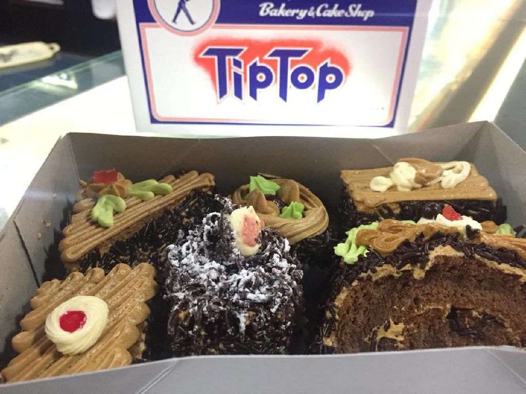 Enak Kali! 5 Jajanan Medan yang Harus Dicoba Foodies Enak Kali! 5 Jajanan Medan yang Harus Dicoba Foodies