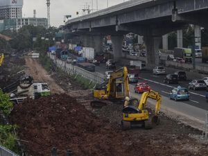 Pekerja China di Proyek Kereta Cepat JKT-BDG Dilarang Balik ke RI Pekerja China di Proyek Kereta Cepat JKT-BDG Dilarang Balik ke RI