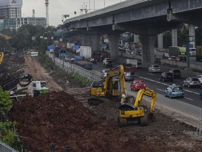 Proyek Kereta Cepat Dihentikan Sementara, Ada Apa?