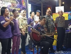 Serunya Cangkrukan Persikmania Jelang Pembukaan Liga 1 2020