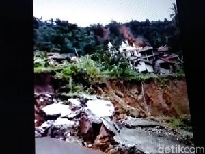 Beredar Video Longsor Ciniru Kuningan, Polisi: Kejadian Lebak Banten 2010