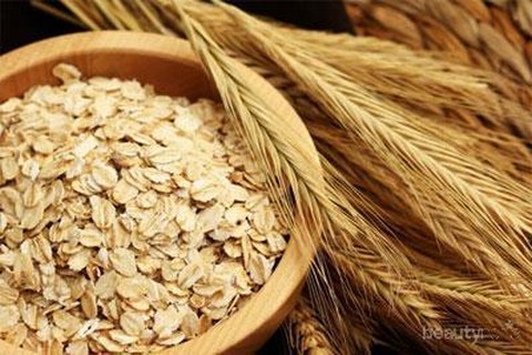 Atasi Komedo dengan Perawatan Alami Atasi Komedo dengan Perawatan Alami