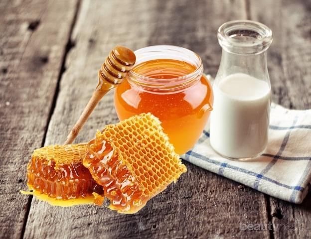 Masker Susu & Madu Ampuh Atasi Kulit Kusam
