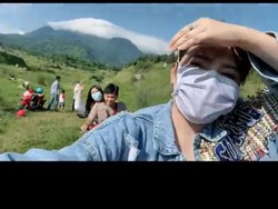 Via Vallen Terpukau Keindahan Ranu Manduro di Mojokerto