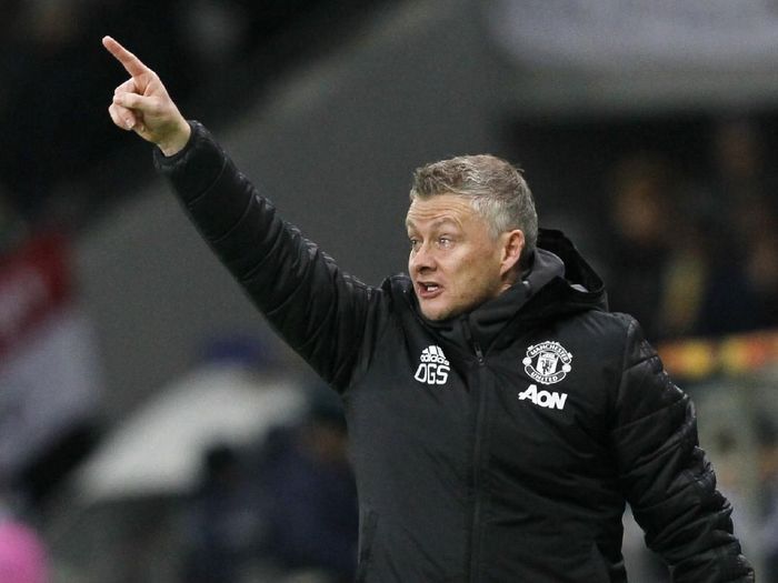 Ole Gunnar Solskjaer Manchester Uniteds manager Ole Gunnar Solskjaer gives instructions from the side line during the Europa League Group L soccer match between Astana and Manchester United in Astana, Kazakhstan, Thursday, Nov. 28, 2019. (AP Photo/Stas Filippov)