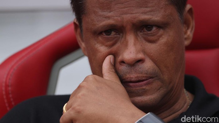 Sergio Farias, pelatih klub sepakbola Persija Jakarta, hadir di pertandingan Persija Jakarta vs Borneo FC di SUGBK Jakarta, Minggu (1/3/2020).