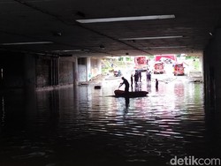 Banjir Underpass Kemayoran Diprediksi Surut Malam Ini
