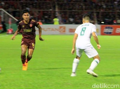 Bermain di Kandang, PSM Makassar Tundukkan PSS Sleman 2-1