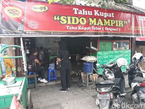Di Solo Ada Tahu Kupat Sido Mampir Sholihin yang Awet Enaknya