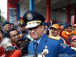 Datangi BNPB, Anies Pastikan Jakarta Sejalan dengan Pusat soal Corona