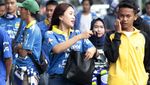 Antusias Bobotoh Birukan Stadion Si Jalak Harupat Bandung