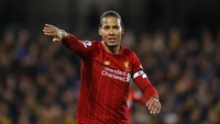 Virgil van Dijk menempati nomor kedelapan. Bek Liverpool ini pun suka di-bully di Twitter kalau lagi jelek performanya (Getty Images/Richard Heathcote)