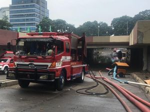 Curah Hujan Tinggi, Underpass Sisi Barat Kemayoran Tergenang