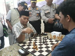 Saat HNW Bertanding Catur Lawan Pemenang Turnamen di Jaksel