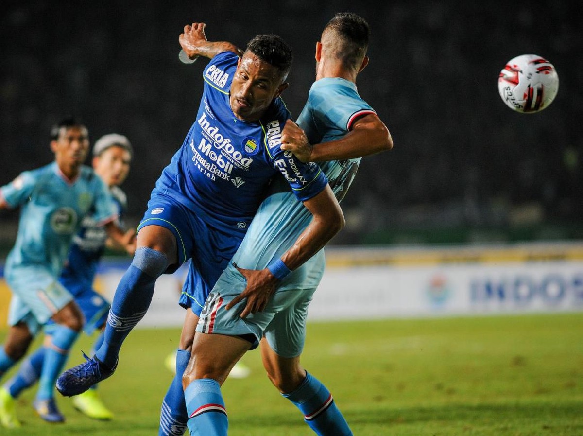 Persib Bandung memastikan dua pemainnya, Wander Luiz dan Nick Kuipers, bertahan. ( Foto: ANTARA FOTO/RAISAN AL FARISI)