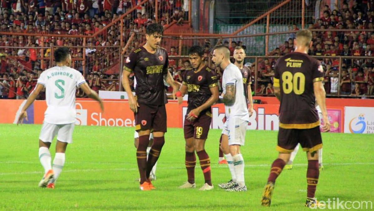 Persita Tangerang vs PSM Makassar salah satu laga di jadwal Shopee Liga 1 2020 hari ini. (Foto: detikcom/Ibnu Munsir)