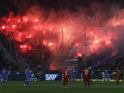 Laga Hoffenheim Vs Bayern Sempat Dihentikan, Ada Apa?