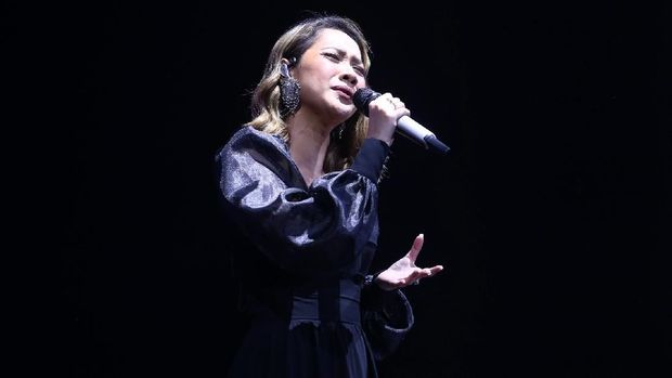 Bunga Citra Lestari (BCL) di konser Ronan Keating di Jakarta, Sabtu (29/2/2020)