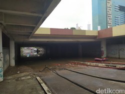 Ketinggian Air Banjir Underpas Kemayoran Pagi Ini 50 cm