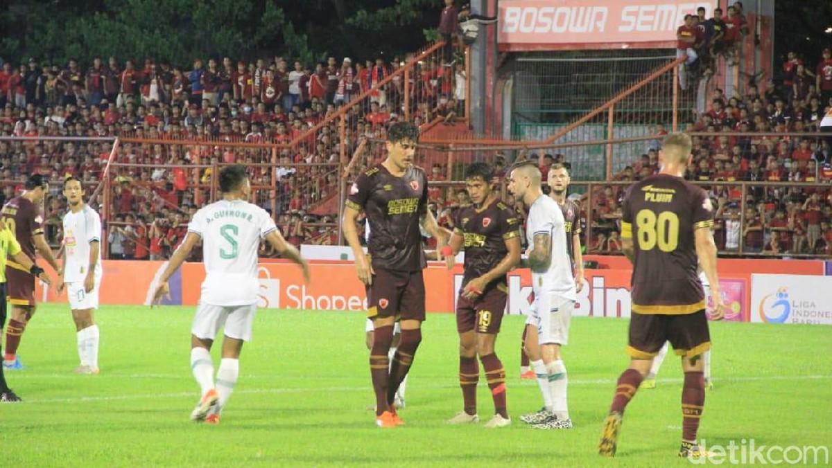PSM Makassar memetik kemenangan tipis 2-1 atas PSS Sleman di Shopee Liga 1 2020. (Foto: detikcom/Ibnu Munsir)