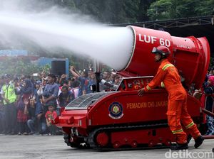 Kala Robot Damkar Rp 37 Miliar Tak Beraksi di Kebakaran Kejagung Kala Robot Damkar Rp 37 Miliar Tak Beraksi di Kebakaran Kejagung