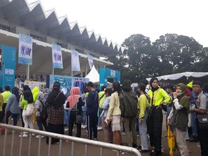 Antisipasi Virus Corona, Kesehatan Penonton Konser NCT Dream Diperiksa di Venue