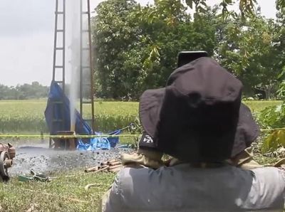 Bikin Kaget! Semburan Lumpur Ini Muncul di Grobogan