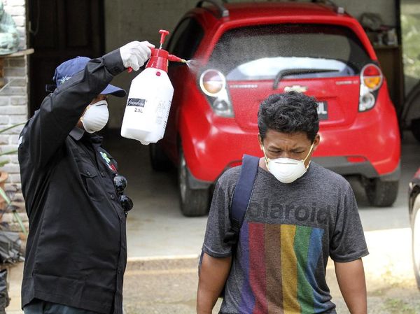 Pekerja di Rumah Warga Positif Corona Dievakuasi