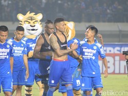 Striker Persib Bandung Wander Luiz Sembuh dari COVID-19
