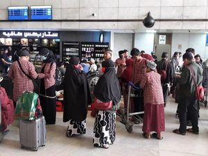 Potret Pemulangan Jemaah Umroh ke Tanah Air