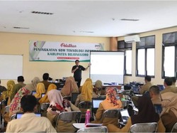 Gaet Amazon, Pemkab Bojonegoro Dorong Tingkatkan Kemampuan TIK Guru