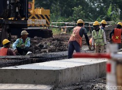 Pemerintah Masih Pikir-pikir Setop Proyek Infrastruktur
