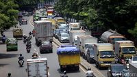 Ada Perbaikan Jalan, Kawasan Daan Mogot Macet
