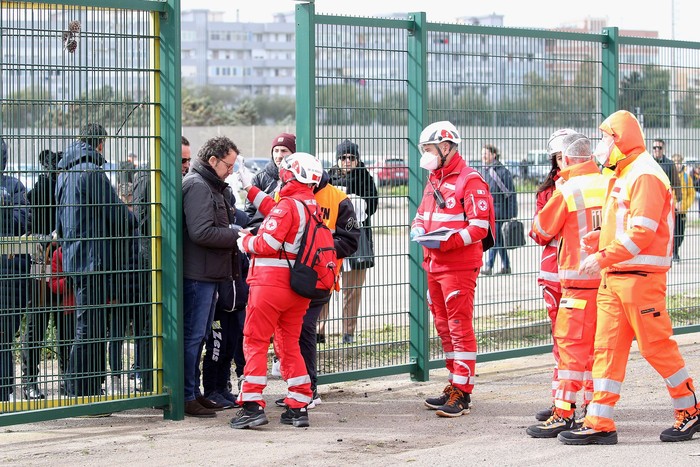 LECCE, ITALY - MARCH 01:  Fans are scanned by sanitary staff prior the Serie A match between US Lecce and  Atalanta BC at Stadio Via del Mare on March 1, 2020 in Lecce, Italy.  (Photo by Maurizio Lagana/Getty Images)