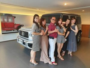 Terpopuler Sepekan: Pria Tajir Hidup dengan 4 Istri dan 16 Selingkuhan Terpopuler Sepekan: Pria Tajir Hidup dengan 4 Istri dan 16 Selingkuhan