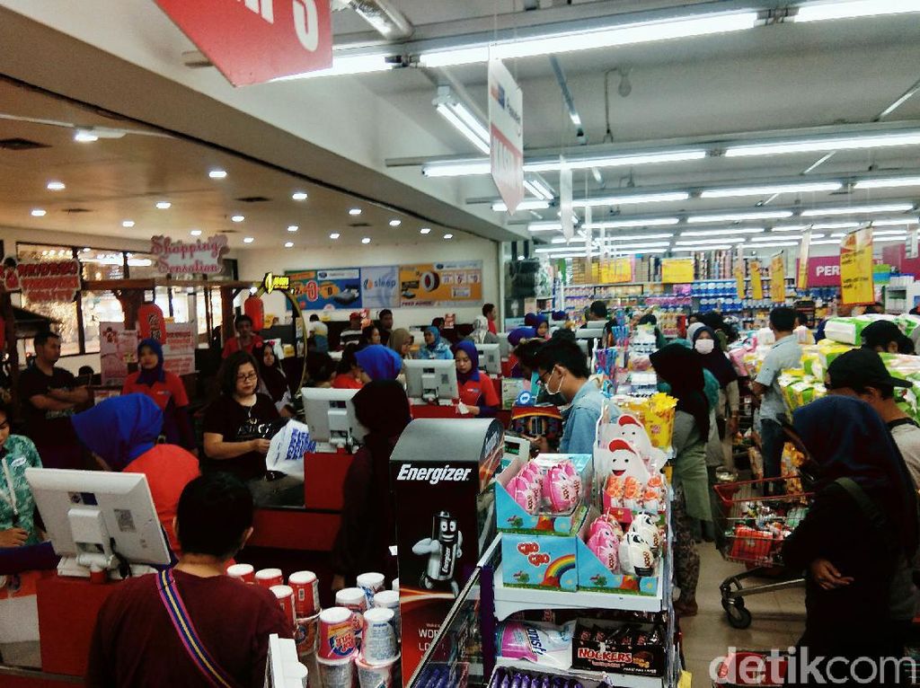 Bahan Pangan Dijamin Cukup, Pembatasan Belanja Dicabut Bahan Pangan Dijamin Cukup, Pembatasan Belanja Dicabut