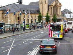 Tajirnya Negara Ini, Semua Transportasi Publik Gratis