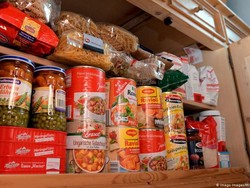 Supermarket di Jerman Laporkan Panic Buying karena Virus Corona