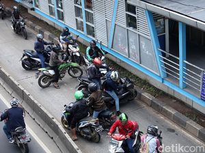 Banyak Pelanggaran Lalu Lintas, Bukan Cuma Tugas Polisi yang Beri Edukasi