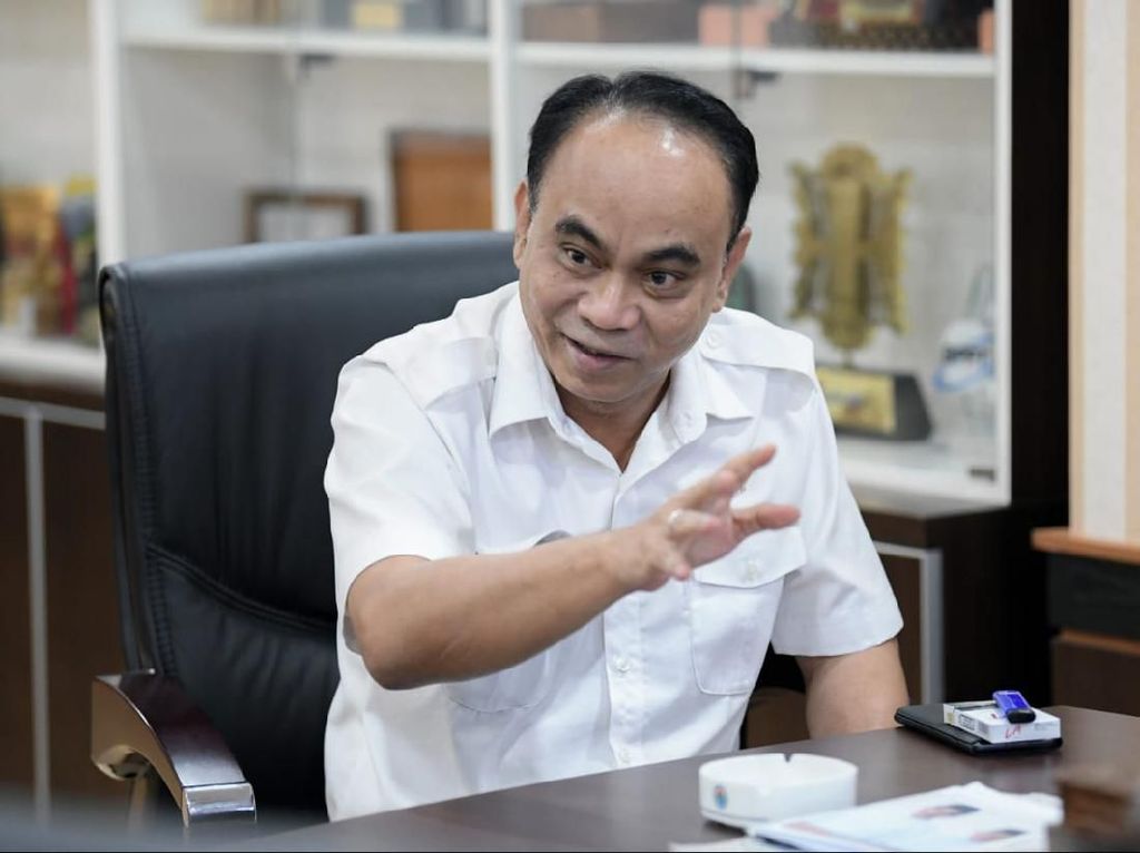 Alfamart dan Indomaret Diminta Lebih Berdayakan Produk Lokal Alfamart dan Indomaret Diminta Lebih Berdayakan Produk Lokal