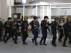 Eks Sekuriti Sandera 30 Orang di Mal Filipina, Diduga Kecewa Dipecat