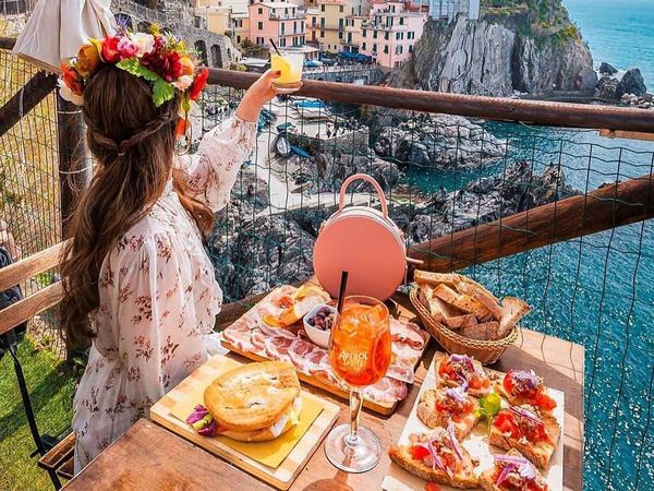 Ke Cinque Terre, Ada Desa Tepi Pantai Cantik dengan Makanan Enak