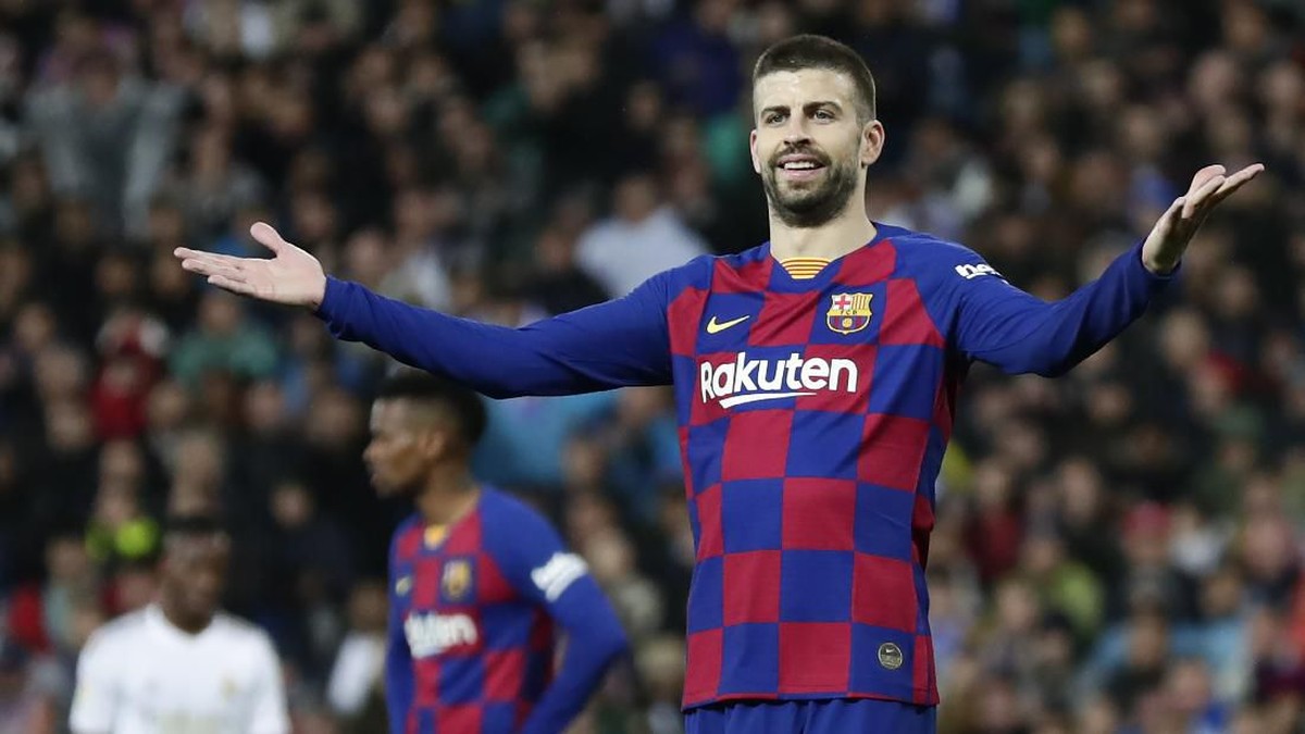 Gerard Pique menyayangkan kegagalan Barcelona memanfaatkan peluang untuk menghabisi Real Madrid (Foto: AP/Manu Fernandez)