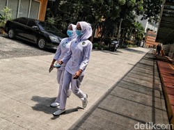 Menkes Terawan Tegaskan Masker Hanya Untuk Orang Sakit