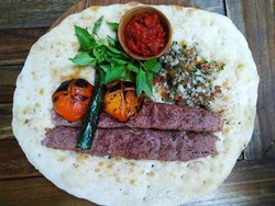 Jajal Makanan Khas Turki yang Autentik di Bintaro