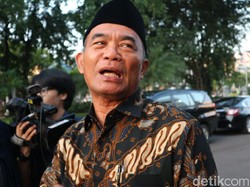 70 Tenaga Medis di Depok Dirumahkan terkait Corona, Muhadjir: Harus Dicermati