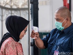 Suhu Tubuh Pegawai hingga Menteri Dicek di Istana, Bagaimana dengan Jokowi?