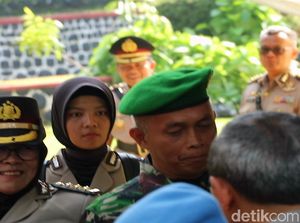 Curhat Prajurit TNI ke Kapolri: Anak Saya Mau Jadi Polisi