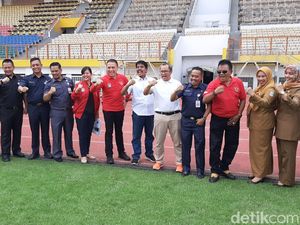 PSSI Tinjau Stadion Wibawa Mukti, Kondisinya Tidak Karuan PSSI Tinjau Stadion Wibawa Mukti, Kondisinya Tidak Karuan