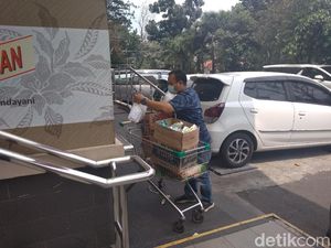 Waspada Corona, Hand Sanitizer di Supermarket Bandung Ludes Waspada Corona, Hand Sanitizer di Supermarket Bandung Ludes